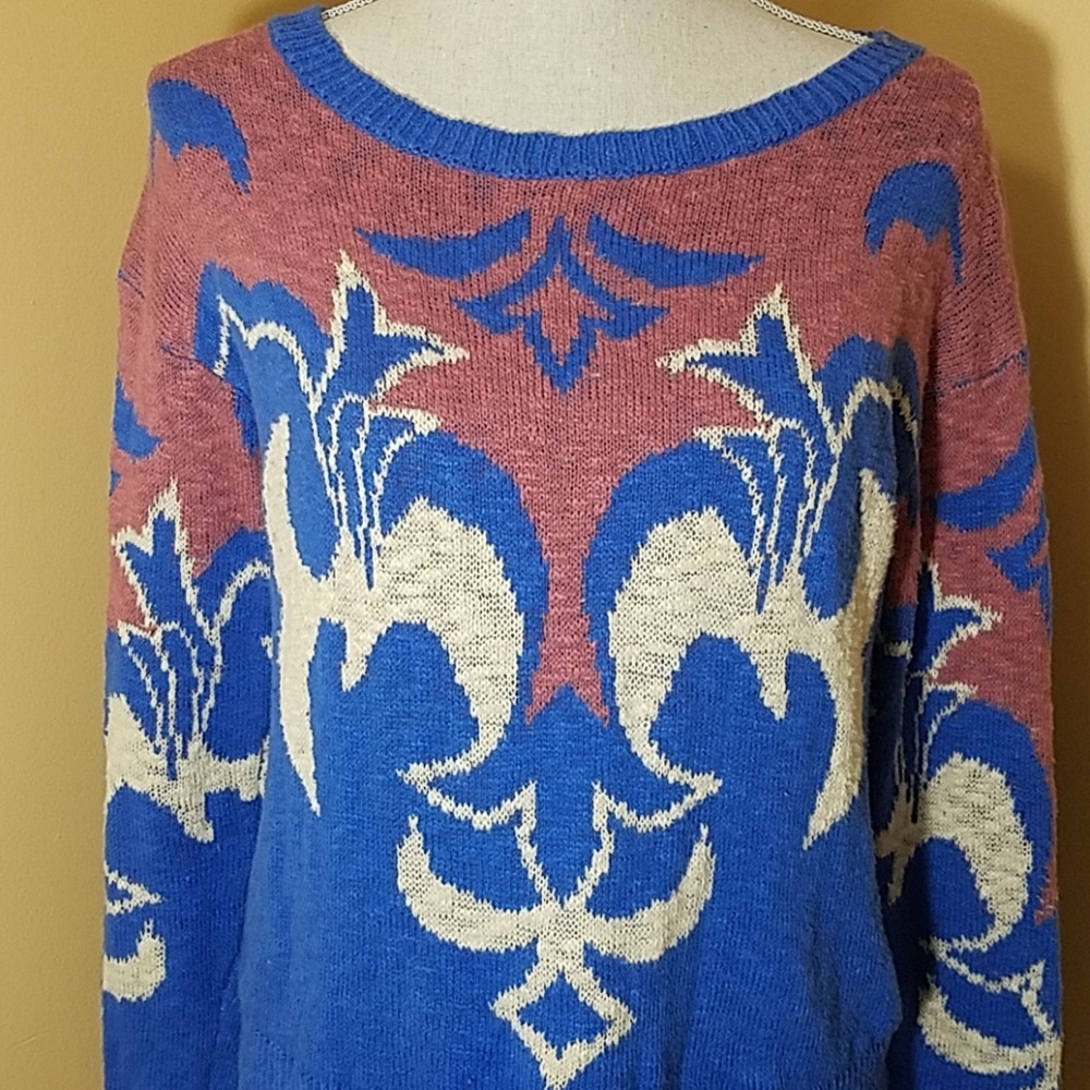 Flying Tomato Small 100%  Cotton Pattern Sweater